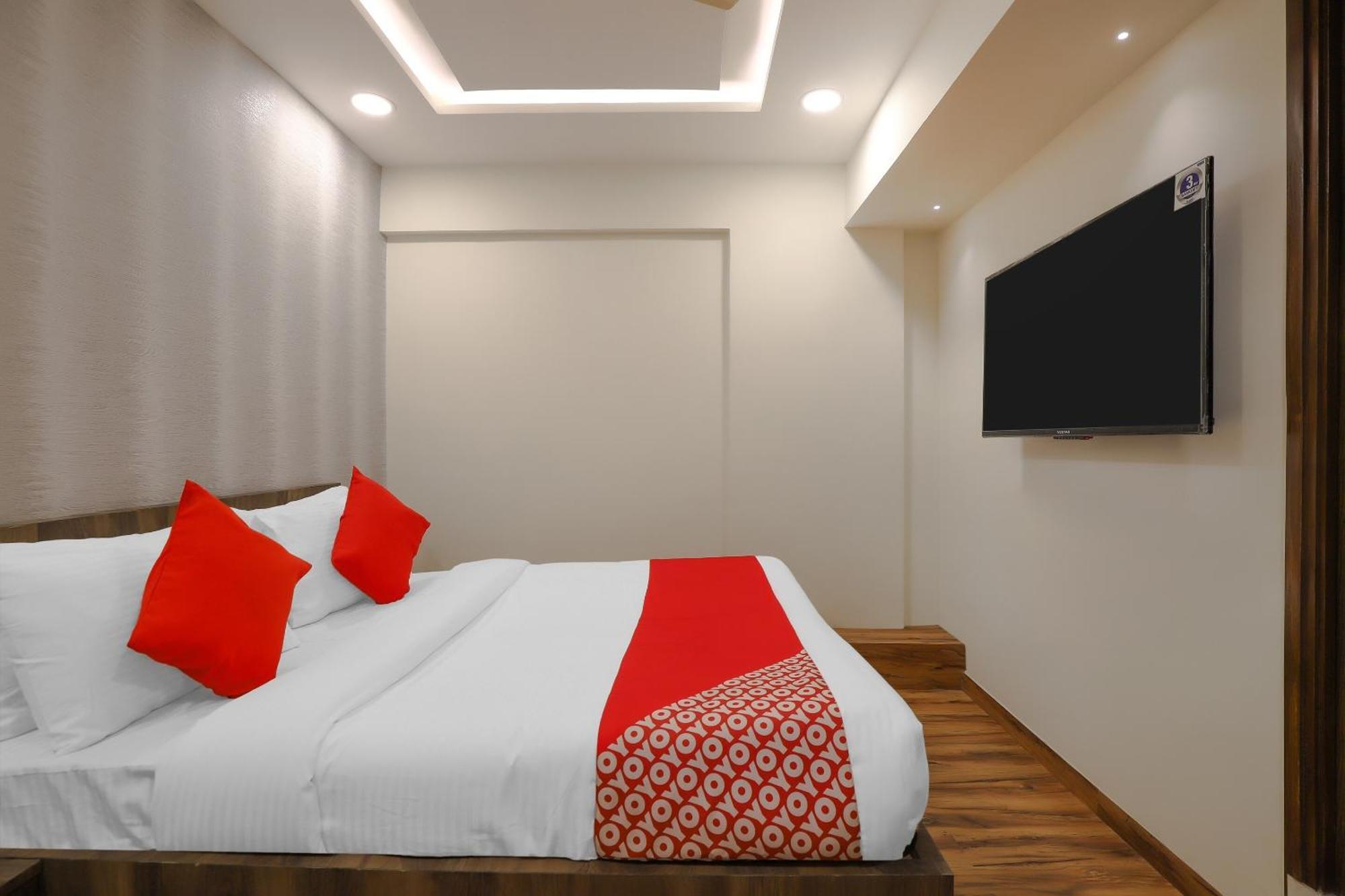 Oyo Hotel Shree Niwas Ahmadábád Exteriér fotografie