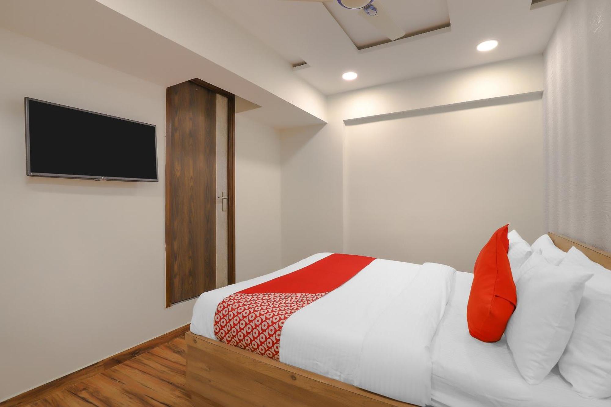 Oyo Hotel Shree Niwas Ahmadábád Exteriér fotografie
